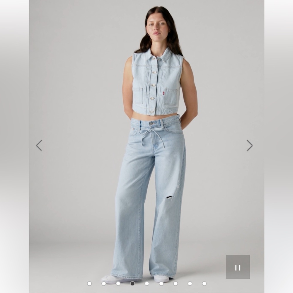 NWT Levi’s wide leg jeans (XL Straight)